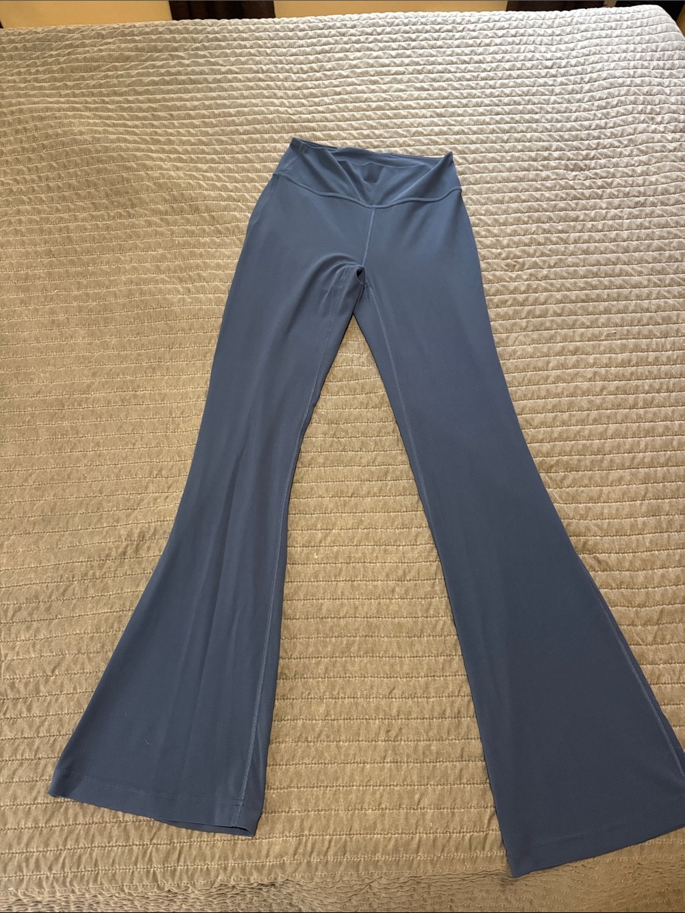 Lululemon Groove Nulu High-Rise Flared Pant leggings size 6